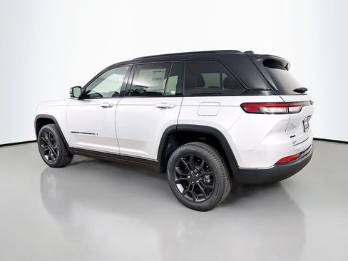 New 2025 Jeep Grand Cherokee Limited AWD/4WD image 5