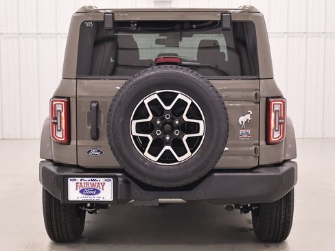 New 2026 Ford Bronco Outer Banks AWD/4WD image 8