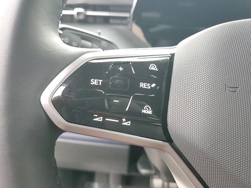 New 2025 Volkswagen ID. Buzz Pro S image 18