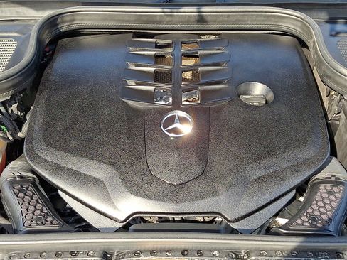 Used 2021 Mercedes-Benz GLE 580 4MATIC image 34