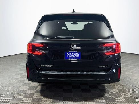 Used 2025 Honda Odyssey Sport-L image 6