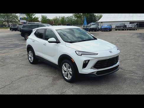 Used 2024 Buick Encore GX Preferred AWD/4WD image 30