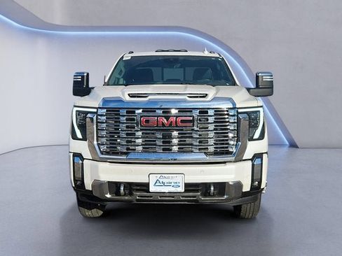 Used 2024 GMC Sierra 3500 Denali w/ Denali Reserve Package image 8