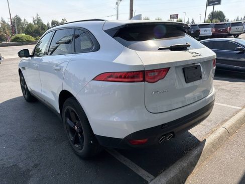 Used 2018 Jaguar F-PACE Prestige AWD/4WD image 2