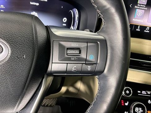 Used 2023 INFINITI QX60 Sensory w/ Vision Package AWD/4WD image 29