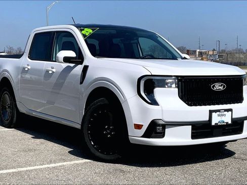 Used 2025 Ford Maverick Lobo AWD/4WD image 30