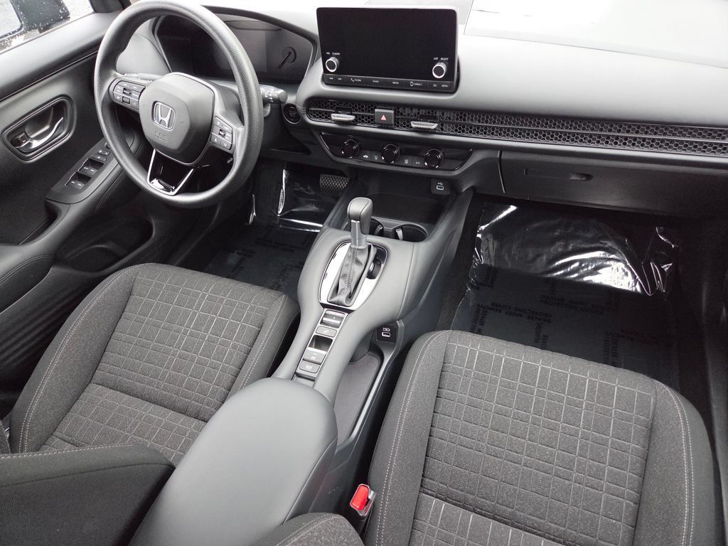 Certified 2023 Honda HR-V LX image 26