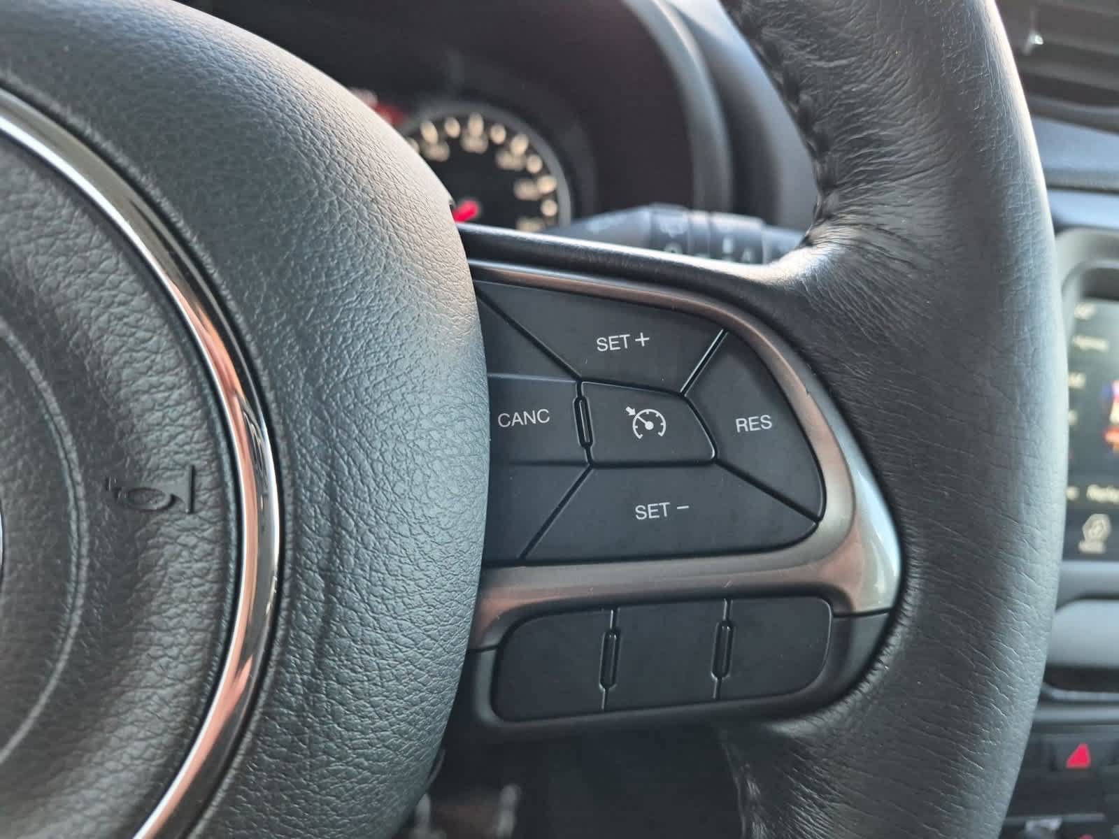 Used 2020 Jeep Renegade Limited AWD/4WD image 26