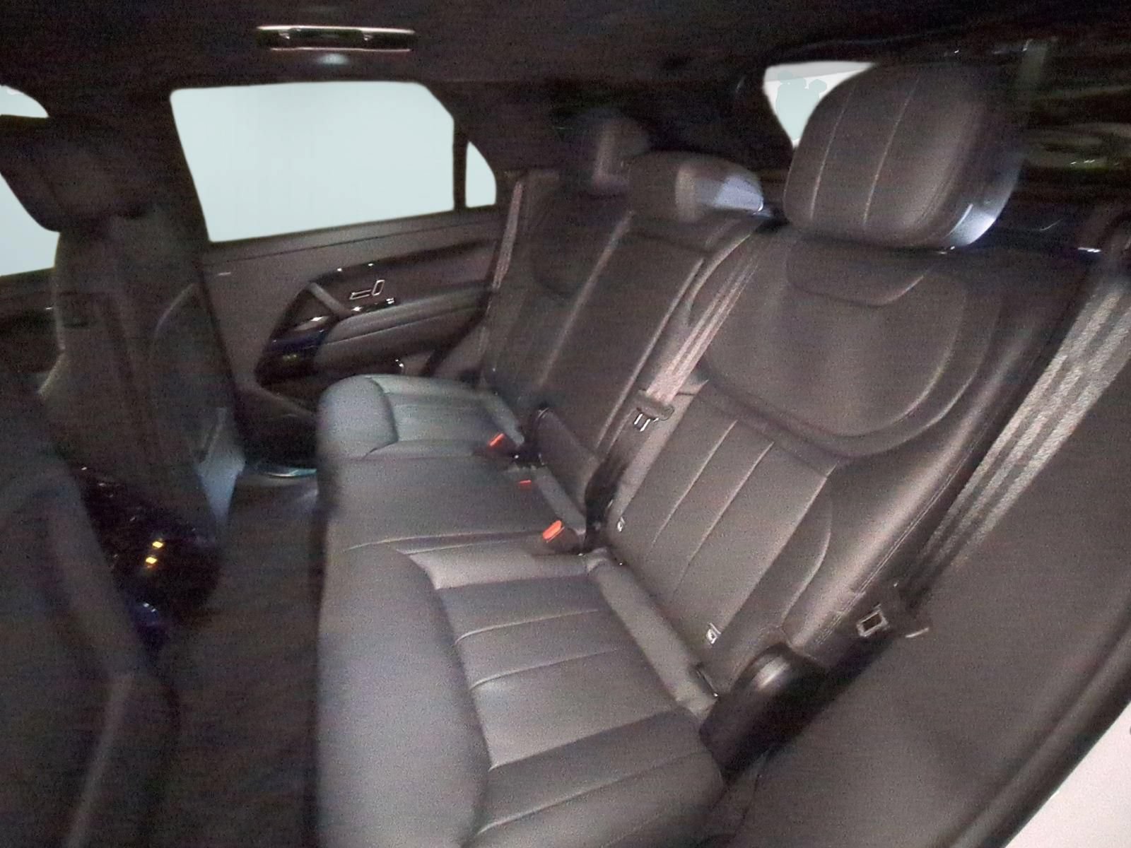 New 2026 Land Rover Range Rover Sport SE AWD/4WD image 25