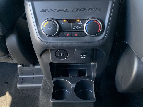 Used 2025 Ford Explorer ST-Line w/ Premium Package image 24