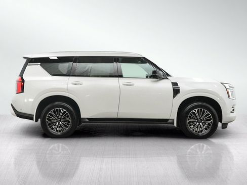Used 2025 Nissan Armada SL w/ Captain's Chari Seat Package AWD/4WD image 6