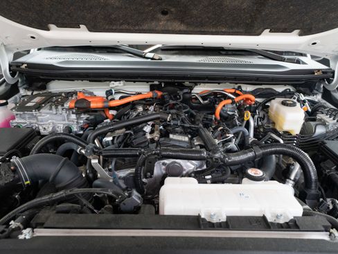 Used 2025 Toyota Land Cruiser 1958 image 31