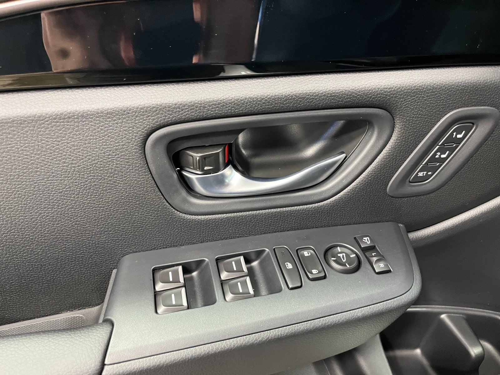 New 2026 Honda Pilot TrailSport image 13