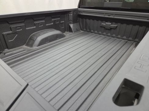 Certified 2026 Chevrolet Silverado 2500 ZR2 w/ LPO, Dark Essentials Package AWD/4WD image 5