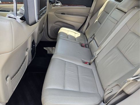 Used 2013 Jeep Grand Cherokee Limited RWD image 29