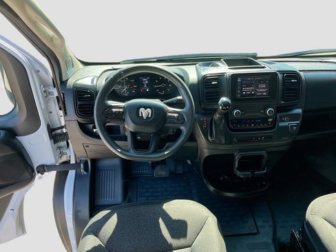Used 2023 RAM ProMaster 2500 w/ Driver Convenience Group FWD image 20