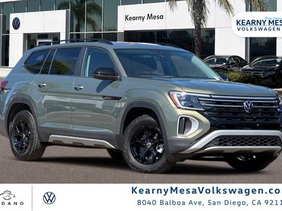 New 2025 Volkswagen Atlas Peak Edition SE