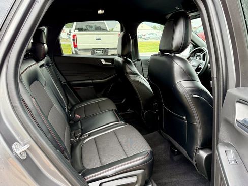 Certified 2023 Ford Escape ST-Line image 16