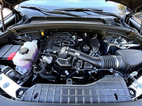 New 2025 Jeep Grand Cherokee Limited w/ Black Appearance Package image 11