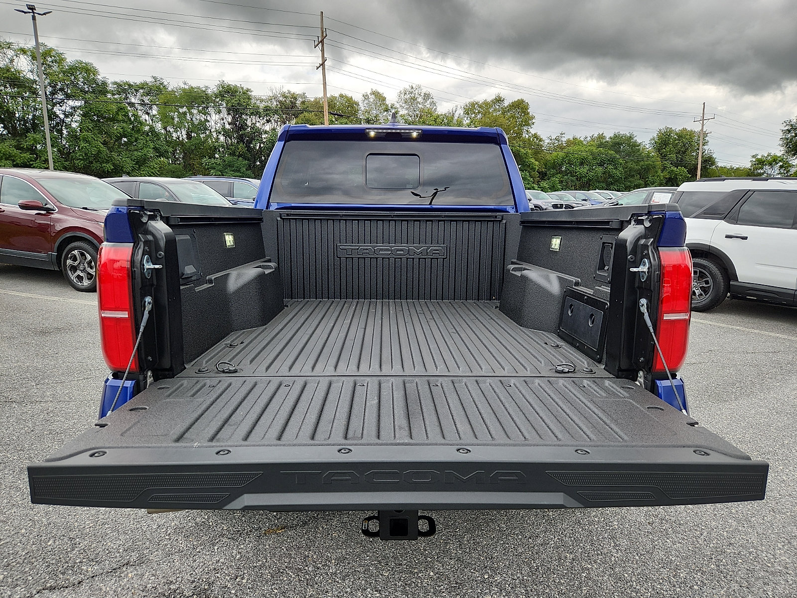 Used 2024 Toyota Tacoma TRD Off-Road AWD/4WD image 29