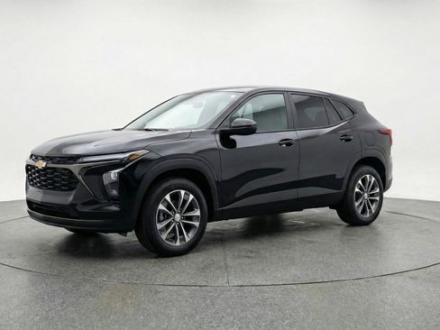 Used 2025 Chevrolet Equinox LT FWD image 3