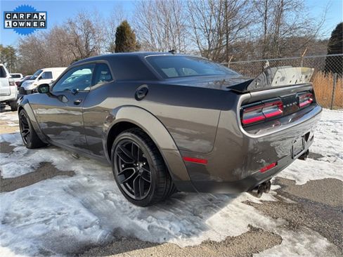 Used 2021 Dodge Challenger R/T Scat Pack image 4