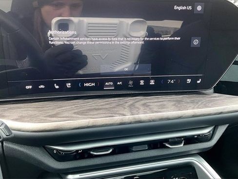 Used 2025 Audi Q5 Premium Plus w/ Premium Plus image 24