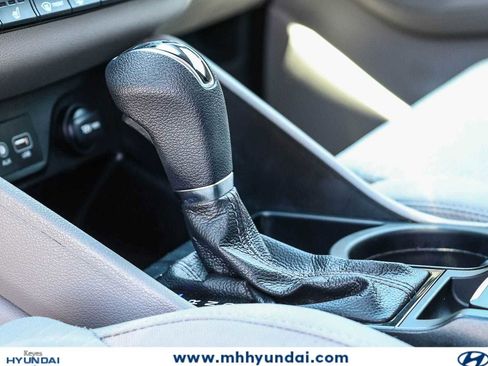 Used 2021 Hyundai Tucson Value FWD image 18