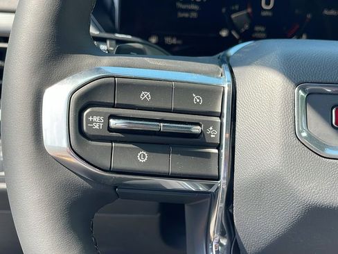 New 2025 GMC Acadia Elevation w/ Elevation Premium Package image 24