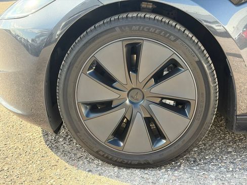 Used 2024 Tesla Model 3 Long Range AWD/4WD image 10