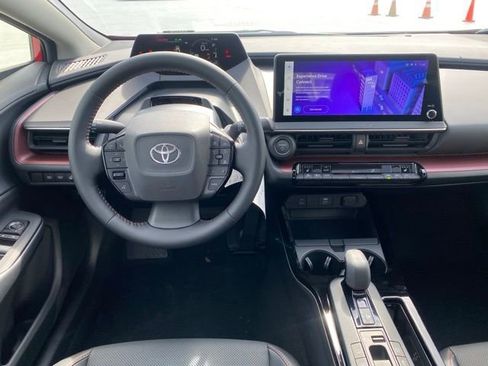 New 2026 Toyota Prius Plug-In Hybrid FWD image 13