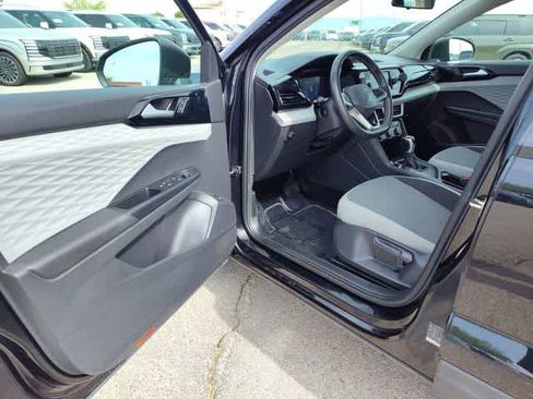 Used 2022 Volkswagen Taos S FWD image 10