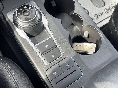 Used 2022 Ford Escape SEL image 14