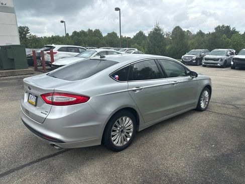 Used 2013 Ford Fusion SE FWD image 7
