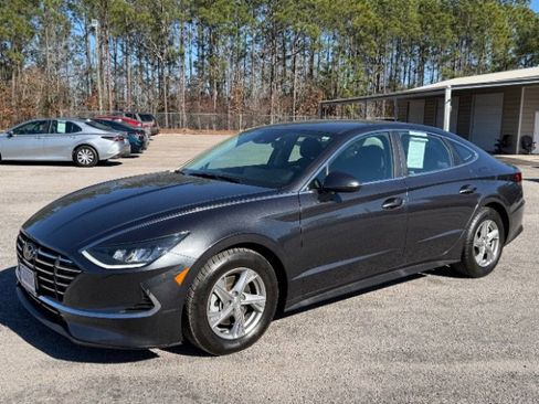 Used 2022 Hyundai Sonata SE image 18