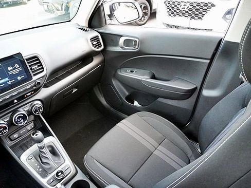 New 2026 Hyundai Venue SEL image 25