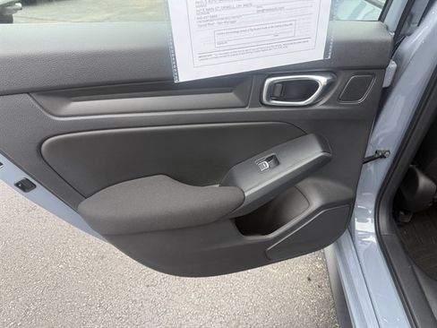 Used 2024 Honda Civic Sport image 32