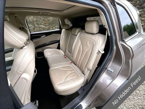 Used 2020 Lincoln Nautilus Reserve AWD/4WD image 23