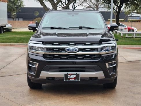 Used 2023 Ford Expedition Limited image 10