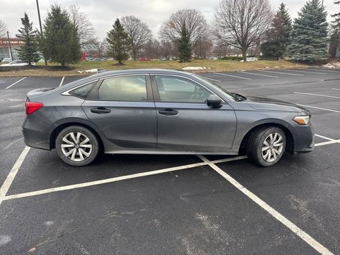 Used 2023 Honda Civic LX image 7