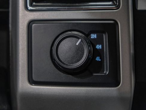 Used 2021 Ford F250 Lariat w/ Lariat Value Package AWD/4WD image 27