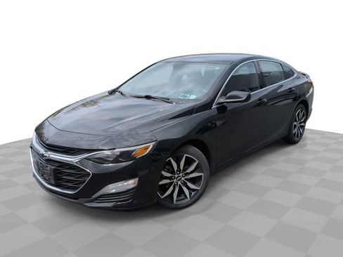 Used 2021 Chevrolet Malibu RS FWD image 1