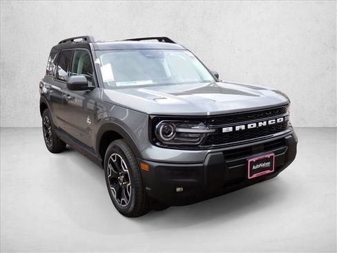 New 2025 Ford Bronco Sport Outer Banks image 6