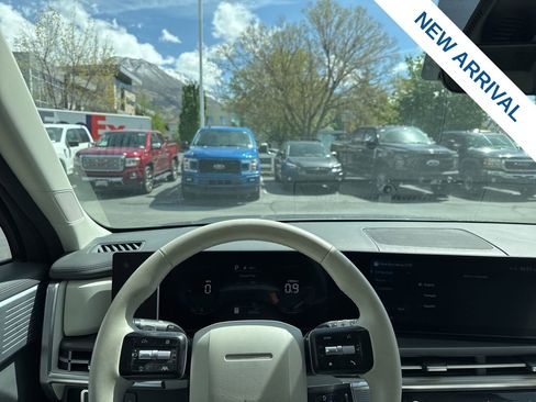 Used 2024 Hyundai Santa Fe SE image 21