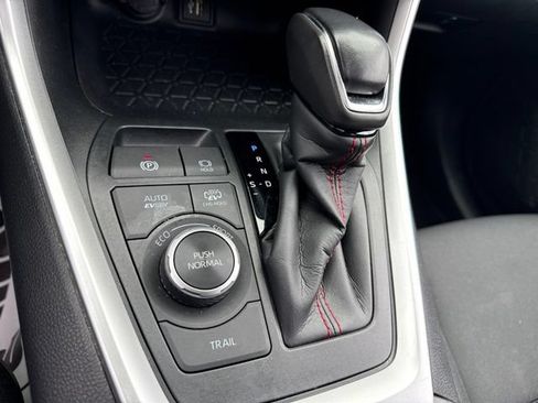 Used 2023 Toyota RAV4 SE w/ Weather & Moonroof Package AWD/4WD image 23