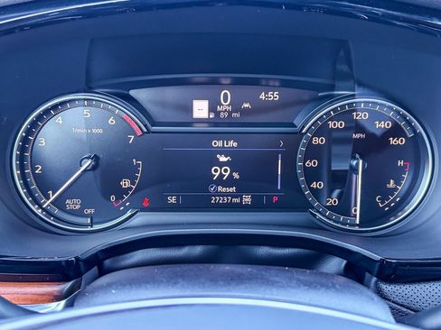 Certified 2023 Cadillac XT5 Premium Luxury AWD/4WD image 44
