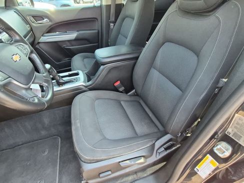 Used 2020 Chevrolet Colorado LT w/ LT Convenience Package AWD/4WD image 16