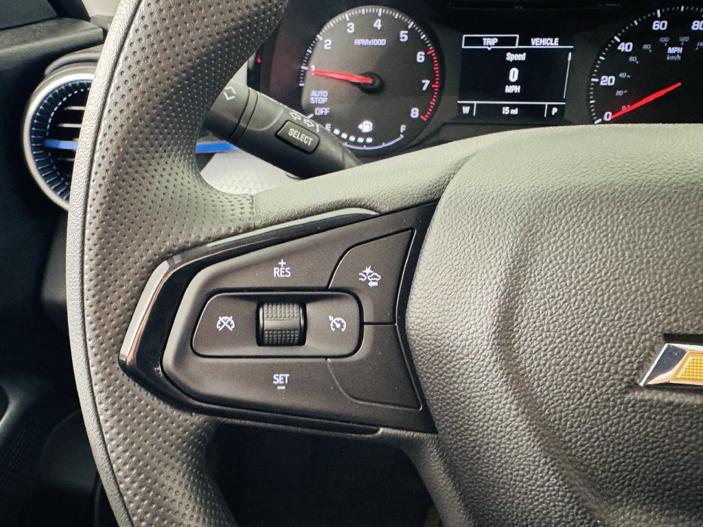 Used 2026 Chevrolet Trax LS FWD image 11
