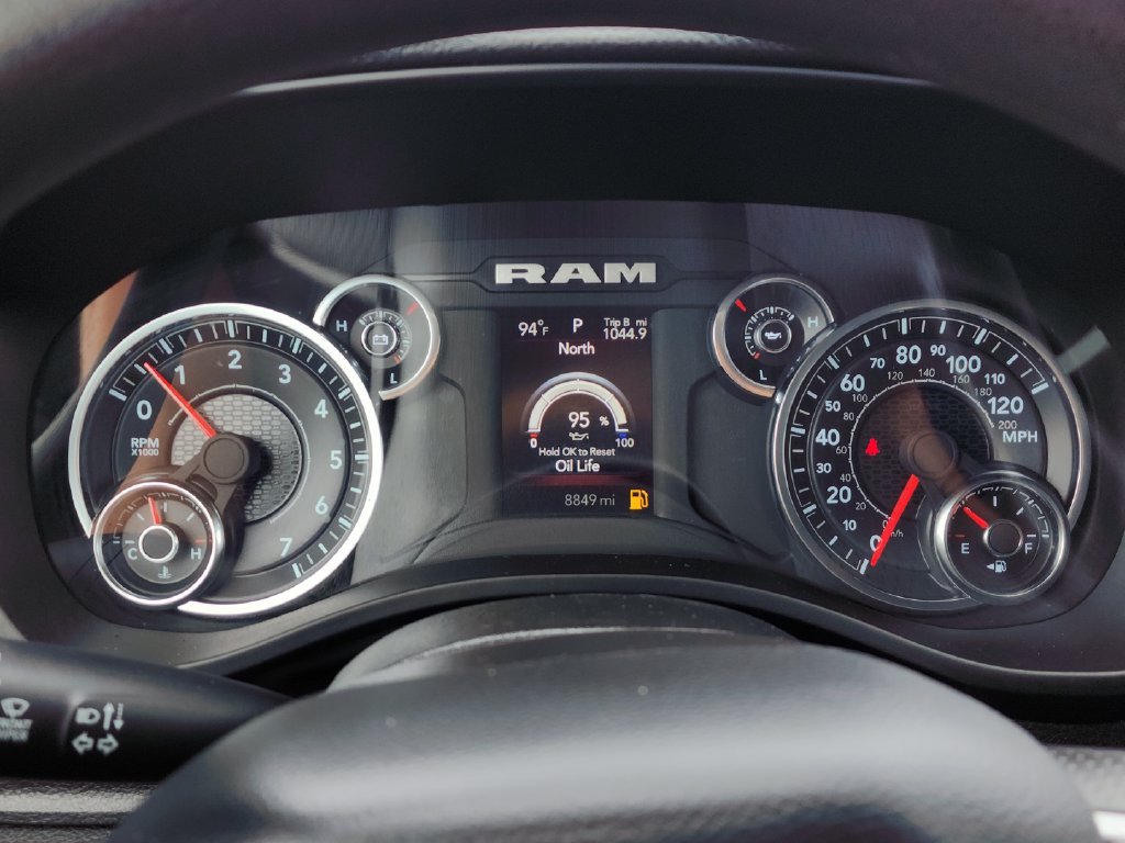 Used 2025 RAM 1500 Tradesman AWD/4WD image 32