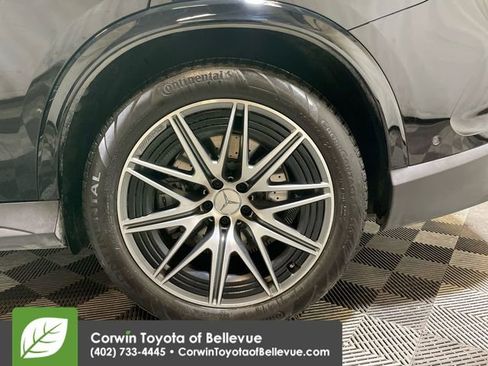 Used 2025 Mercedes-Benz GLC 43 AMG 4MATIC image 25